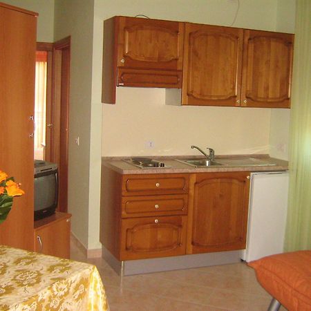 Il Casale Aparthotel Martinsicuro Bagian luar foto