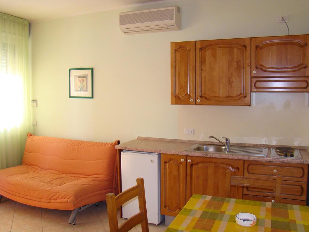 Il Casale Aparthotel Martinsicuro Bagian luar foto