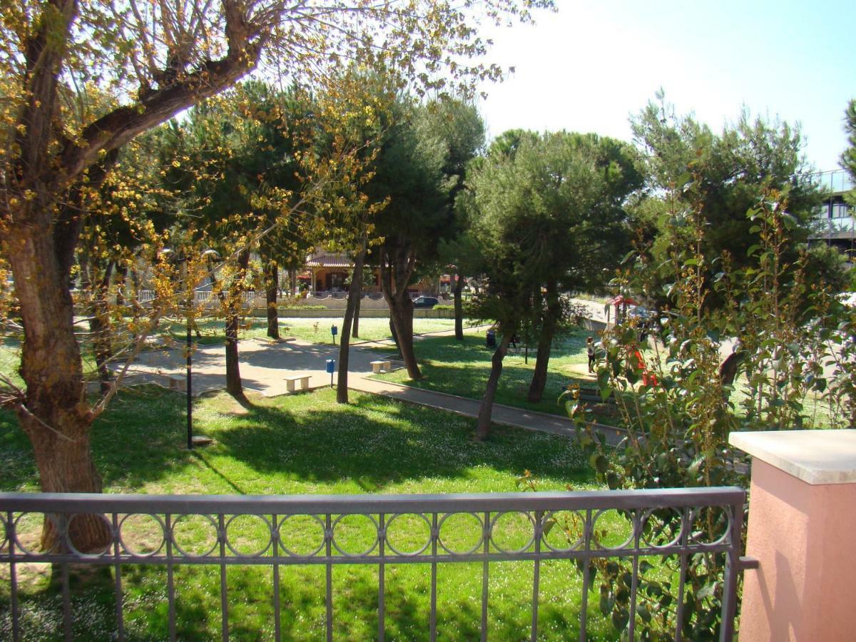 Il Casale Aparthotel Martinsicuro Bagian luar foto